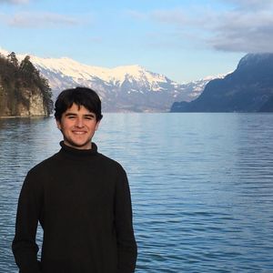 Meet your Posher, Daniel